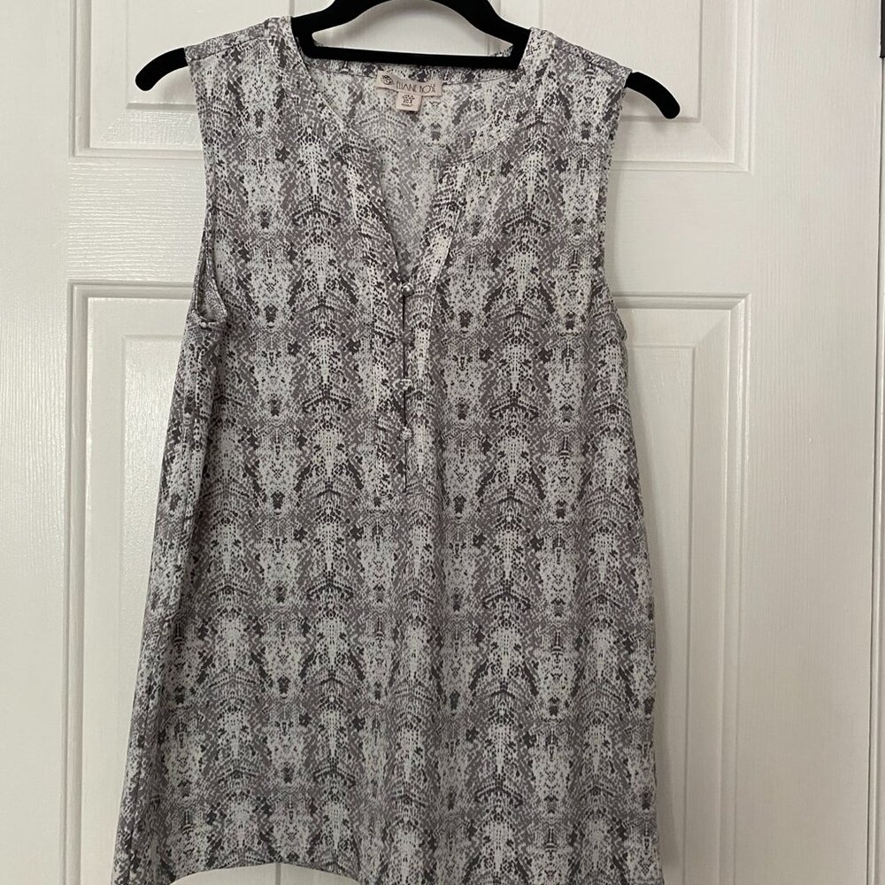 ELIANE ROSE Sleeveless Top Gray/White Sz S